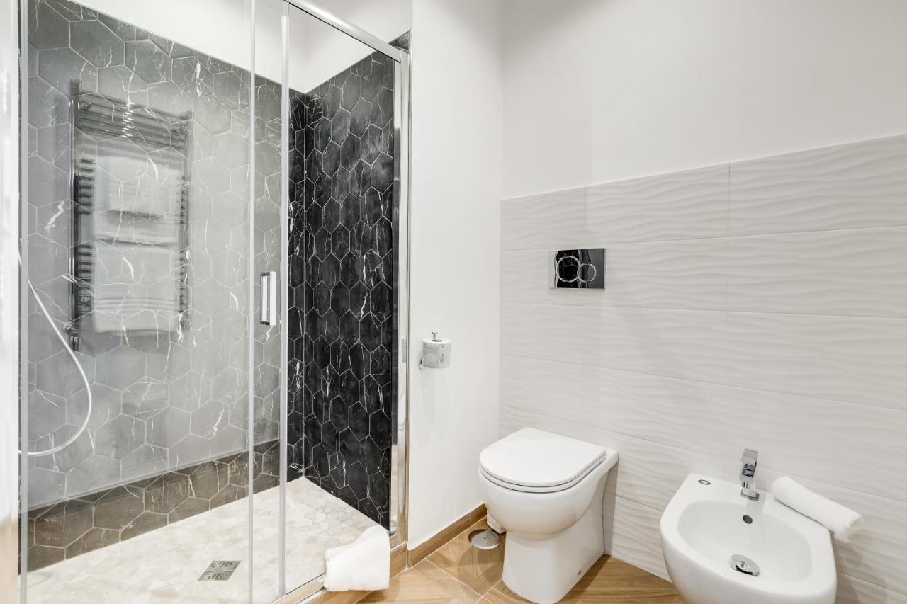Mellini Palace Suites By Premium Suites Collection Rom Exterior foto